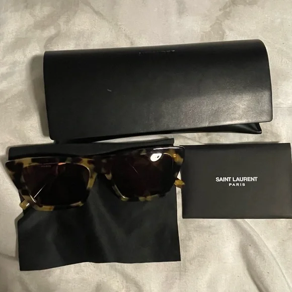 Saint Laurent Brown Tortoise Sunglasses - Picture 4 of 4